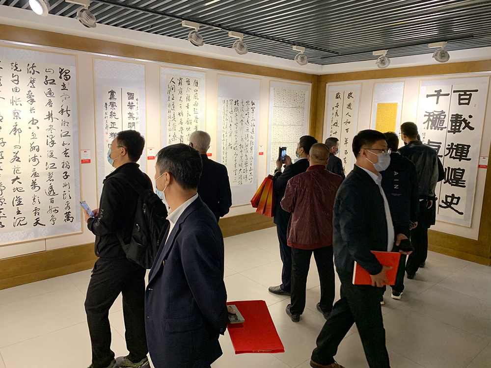 fa5c601c40684ddb8b690e51bf82575b.jpg fa5c601c40684ddb8b690e51bf82575b.jpg